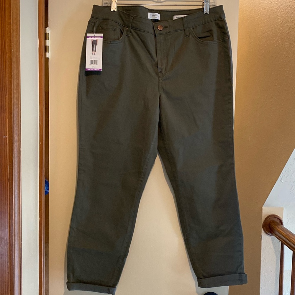 NTW Jessica Simpson relaxed skinny crop pants